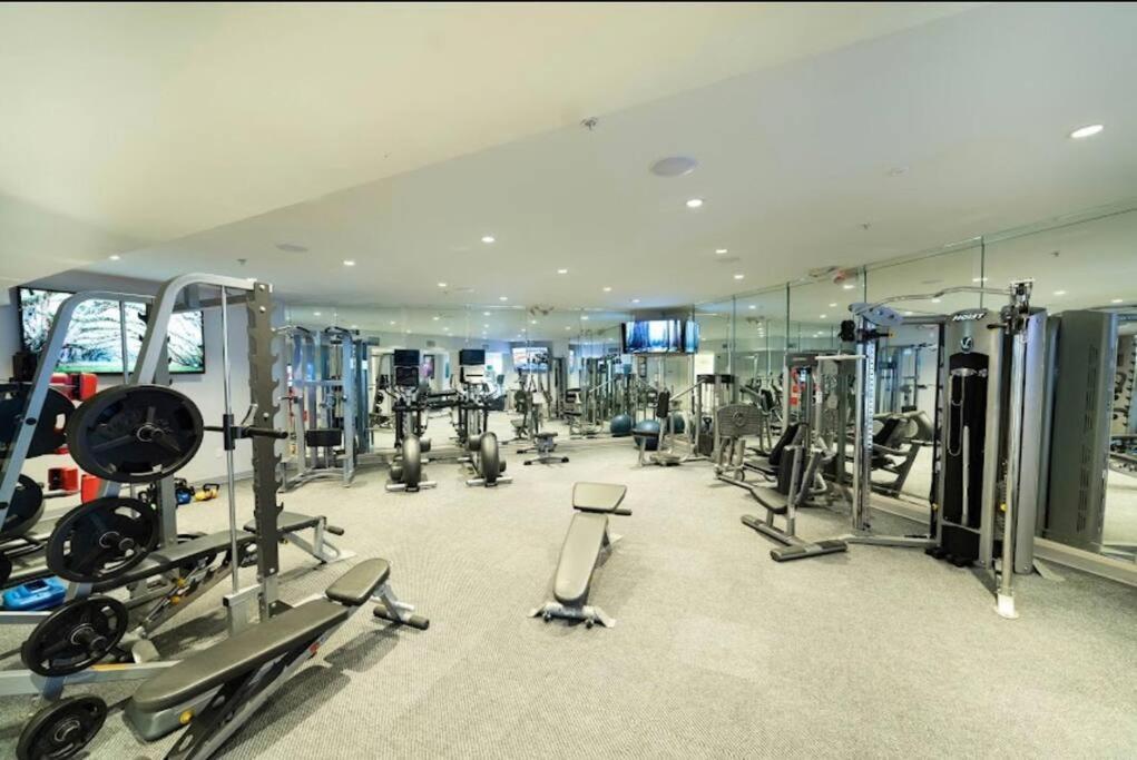 Chic Retreat-Walk To Nrg-Pool Apartment ฮูสตัน ภายนอก รูปภาพ